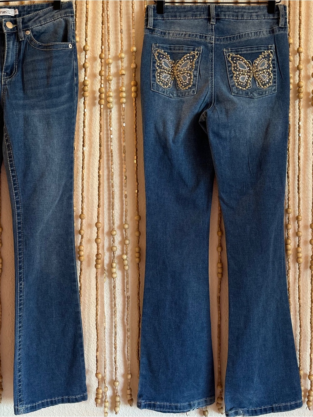 Y2K Butterlfy Embellished Studded Pocket
Bootcut Low Rise Stretchy Denin Jean